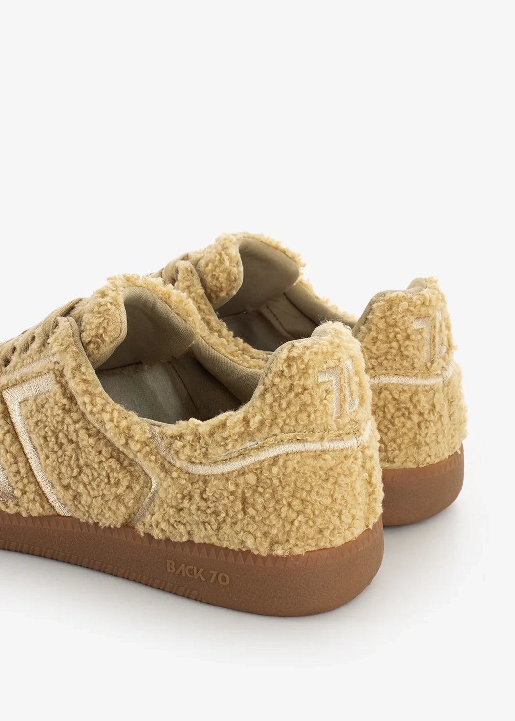 JOGGER TEDDY - 108005000107.B