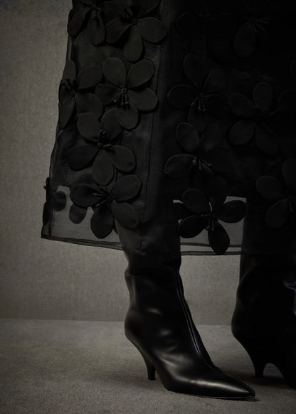 GONNA - CAMELIA L5WW64